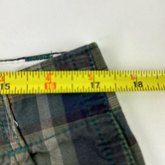 Eddie Bauer Men's green plaid outdoor hiking casual cargo shorts - Picture 9 of 12